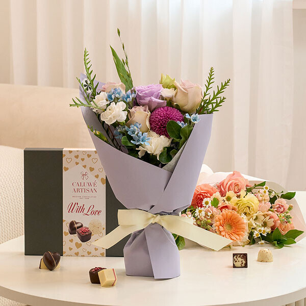 계절 꽃다발+칼루위 초콜릿 25구